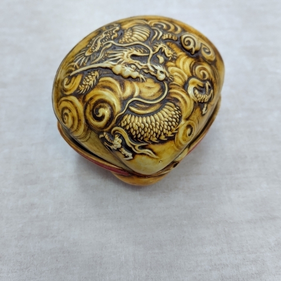 Vintage Japanese 7 Gods of Good Fortune Luck Celluloid Clamshell Diorama Japan - Picture 7 of 9